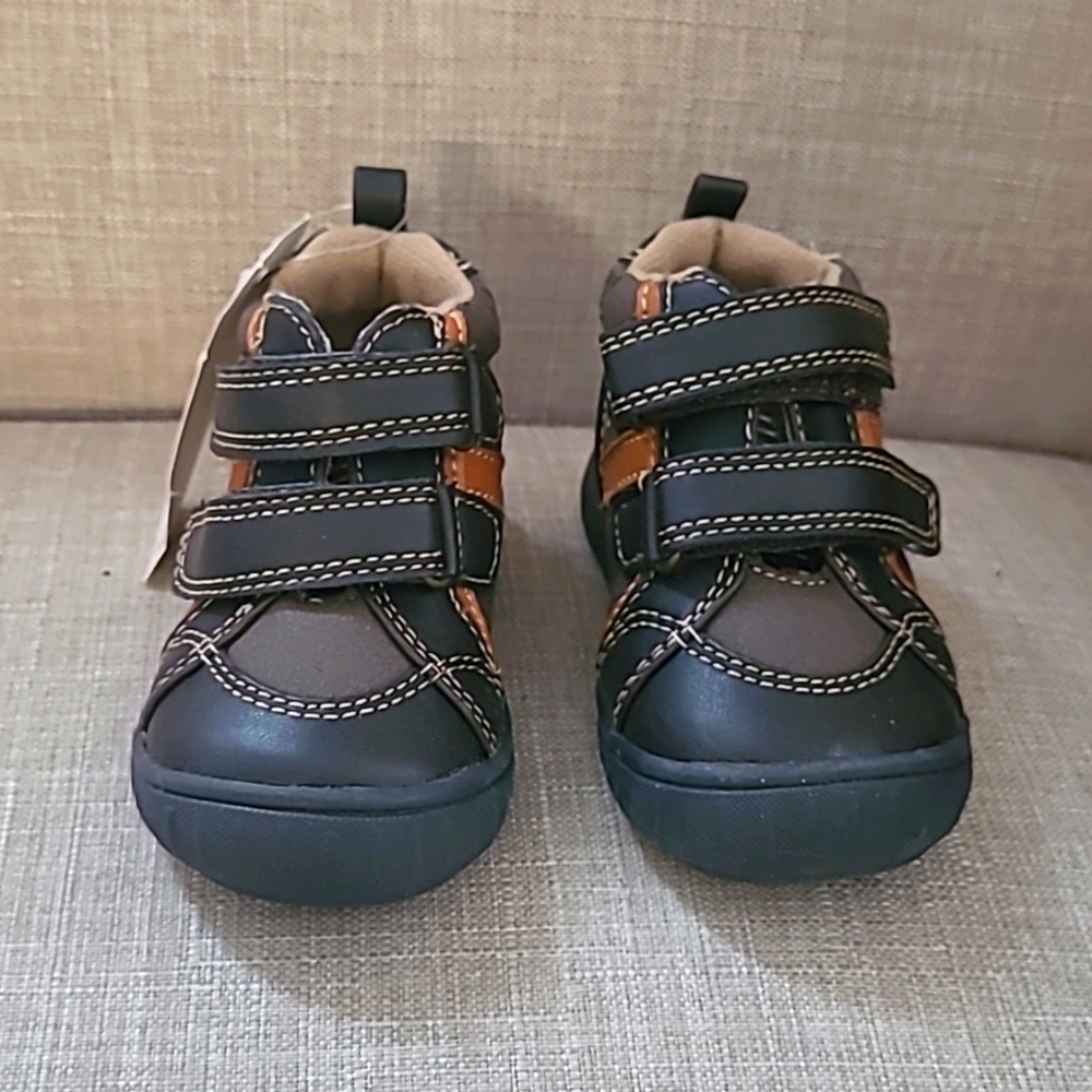 Baby Boys Koala Kids shoes. Brown, leather, boots, size 4.